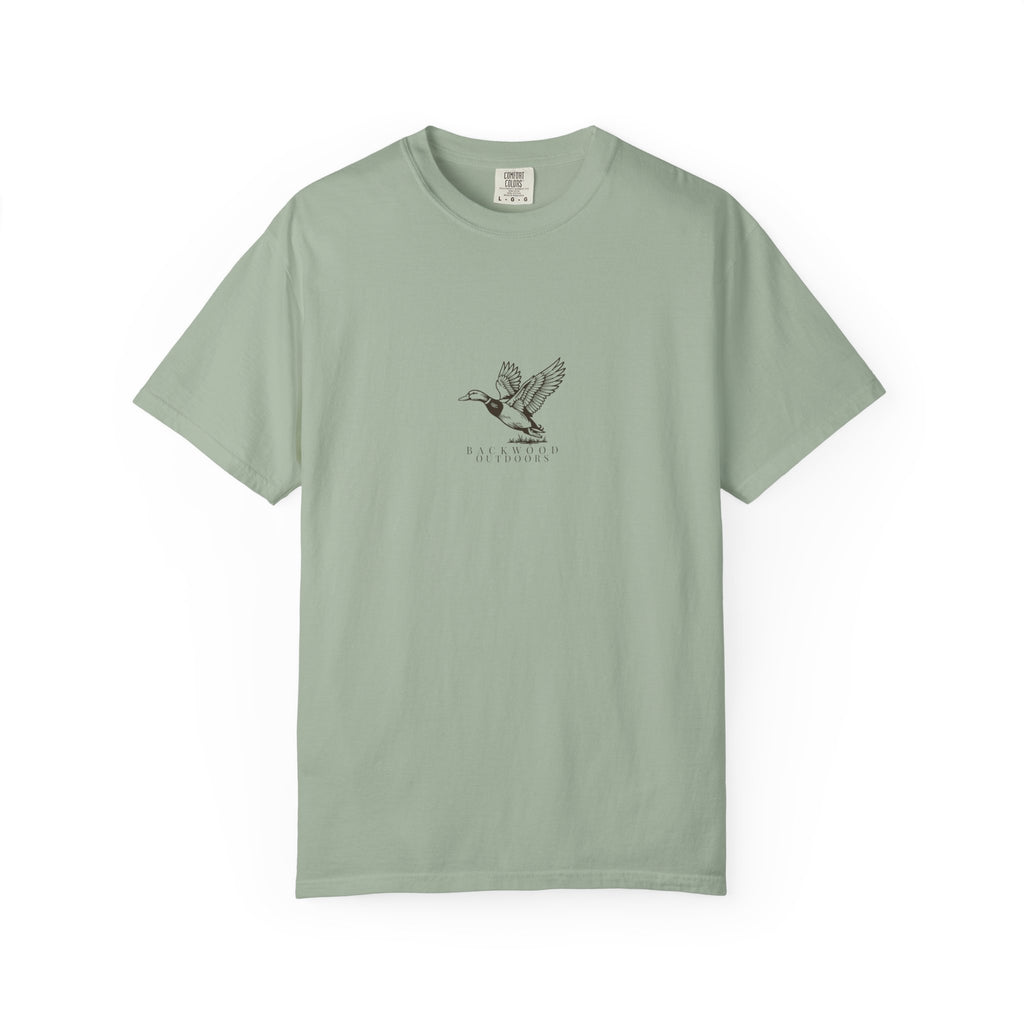 Flying Duck Graphic T-Shirt — Minimal Vintage Nature Tee